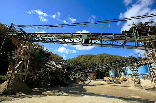 写真：採石場